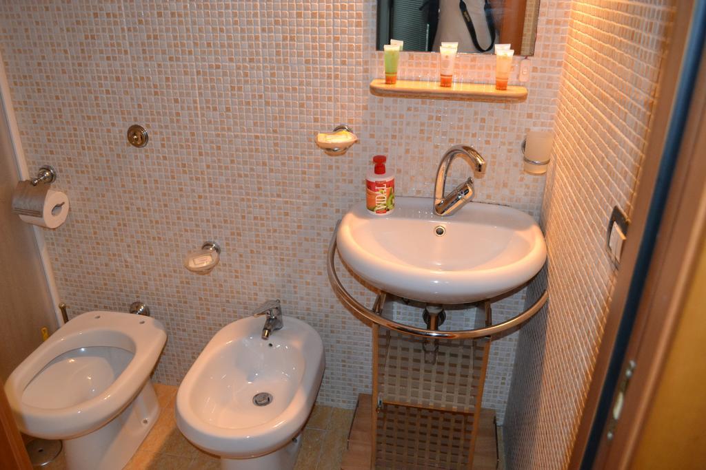 Holiday Home Casa Vacanze Salerno Kültér fotó